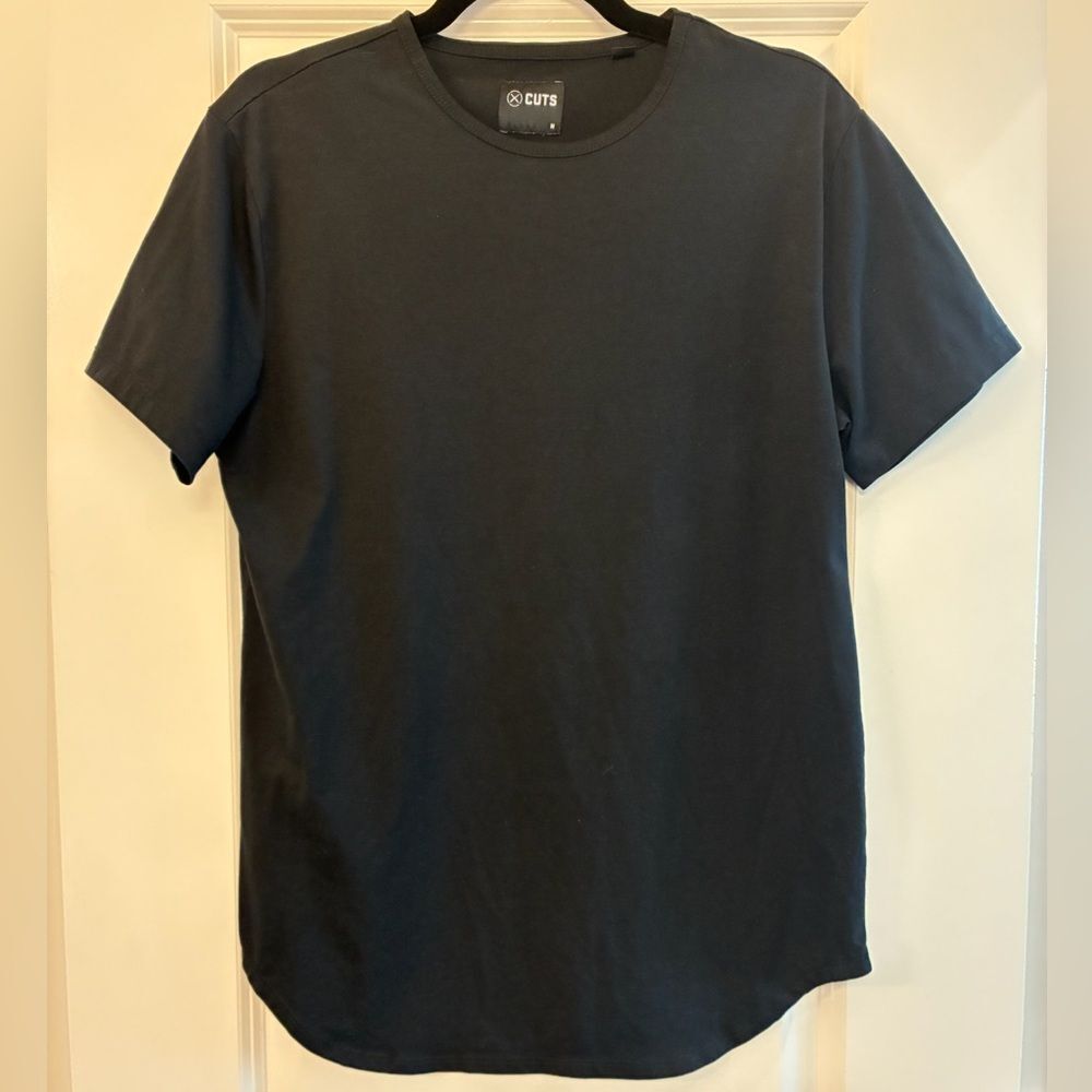 CUTS Crew T-Shirt Black Men’s Size Medium